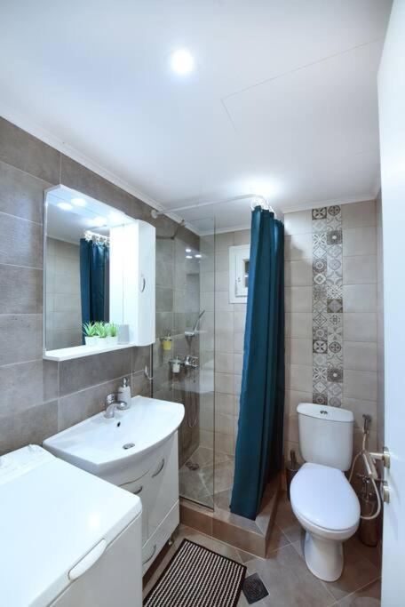 The Muse, Colorful Cozy Flat On Mitropoleos Downtown Leilighet Thessaloníki Eksteriør bilde